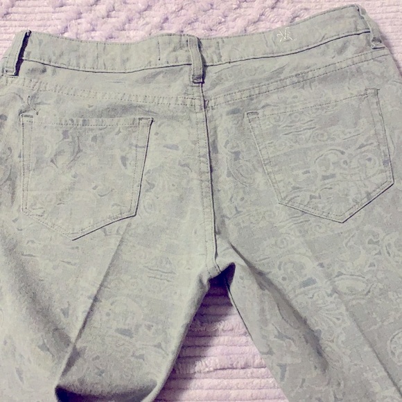 Skinny jeans - Picture 2 of 3